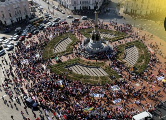 Moody's rebaja perspectiva de calificación de Perú
