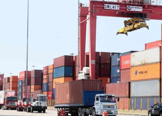 Exportaciones entre enero y septiembre sufren ligera contracción