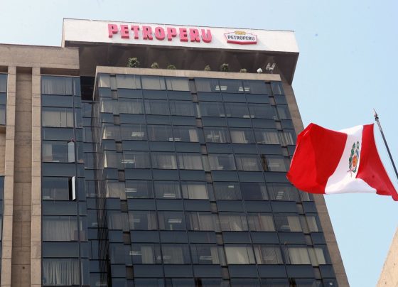 Gobierno anuncia reforma de directorio de Petroperú