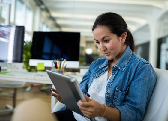 5 de cada 10 profesionales técnicos en el Perú son mujeres