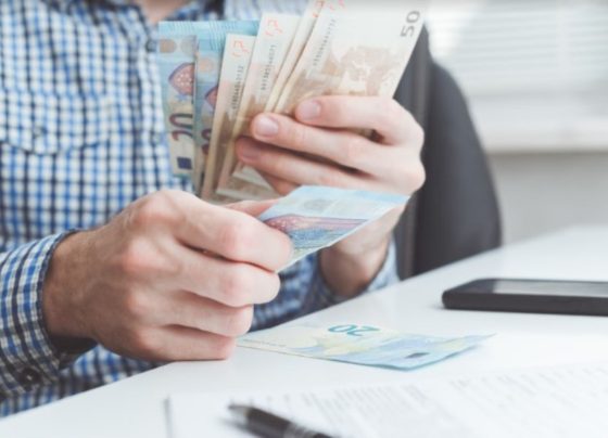 Cinco estrategias para generar dinero extra