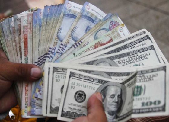 Ahorro en dólares o soles