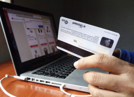 Consejos a seguir para comprar por internet de manera segura y rápida