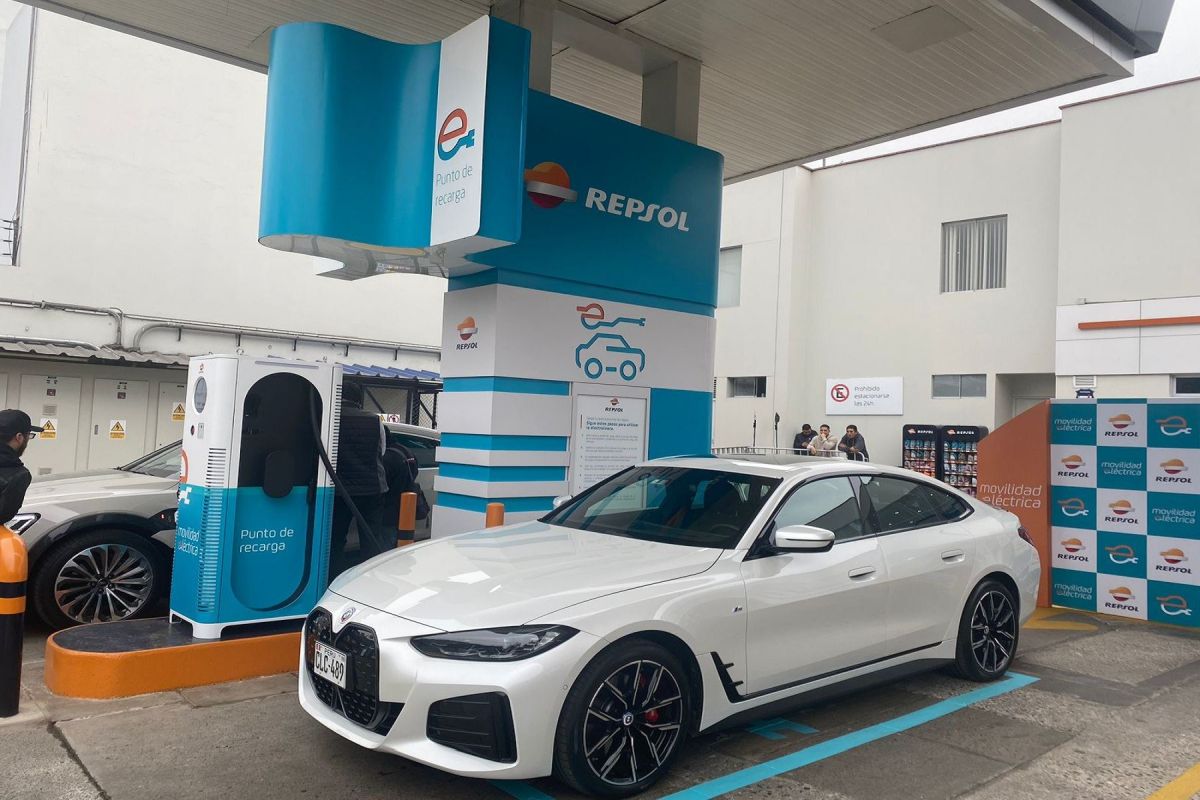 Repsol abrió su primera estación de carga para vehículos eléctricos en Perú