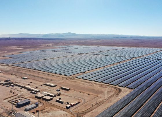 Chile inauguró su mayor planta solar / Foto: AFP