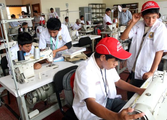 Si buscas u ofreces un puesto de trabajo / Foto: Andina