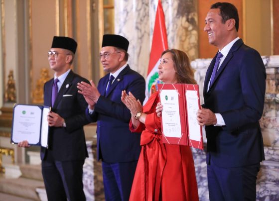 Perú y Malasia suscriben acuerdos para incrementar comercio, agricultura, gastronomía y turismo