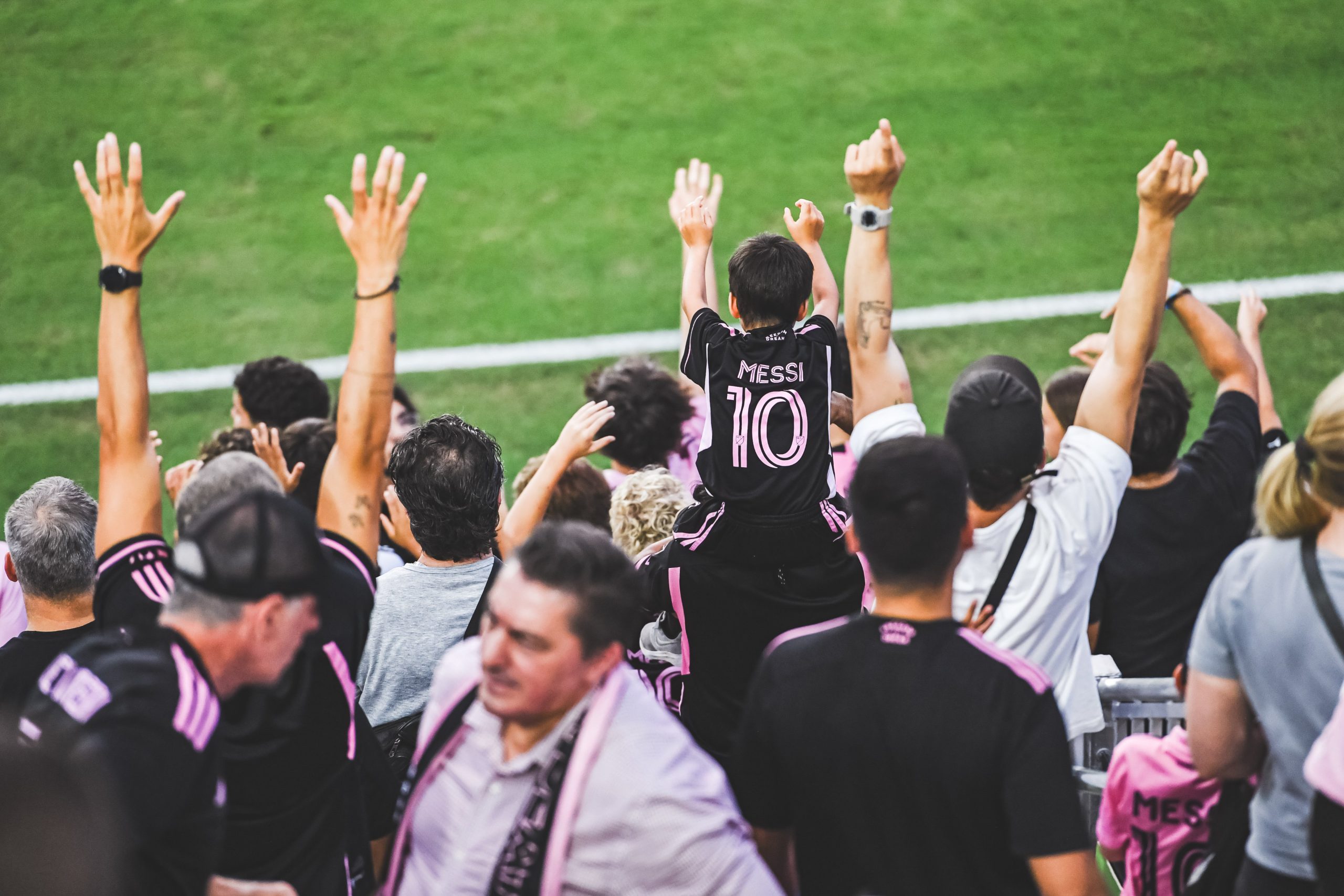 Hinchas reclaman ausencia de Lionel Messi durante Meet & Greet con el Inter Miami