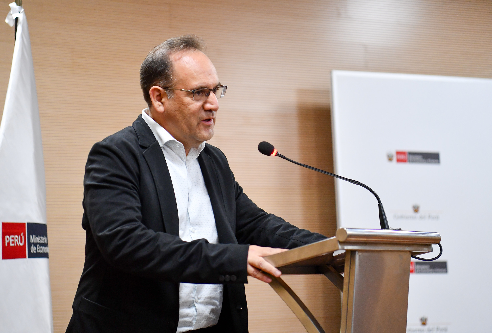 Conoce el perfil de José Salardi, nuevo ministro de Economía y Finanzas