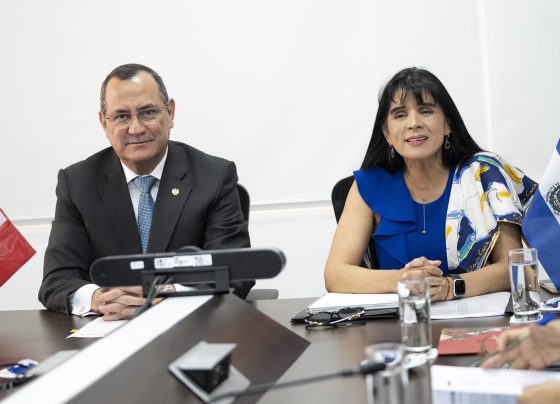 Perú y El Salvador retoman negociaciones para alcanzar un acuerdo comercial
