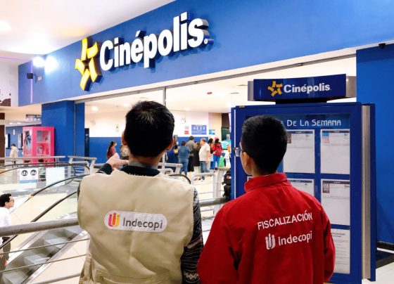 Sancionan a Cinépolis por impedir que consumidores ingresen con alimentos