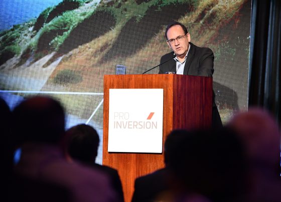 MEF: economía peruana crecerá 4% este año por mejores precios del cobre y oro