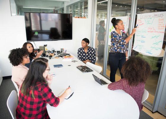 La tecnología y su impulso a las mujeres peruanas para que generen ingresos adicionales