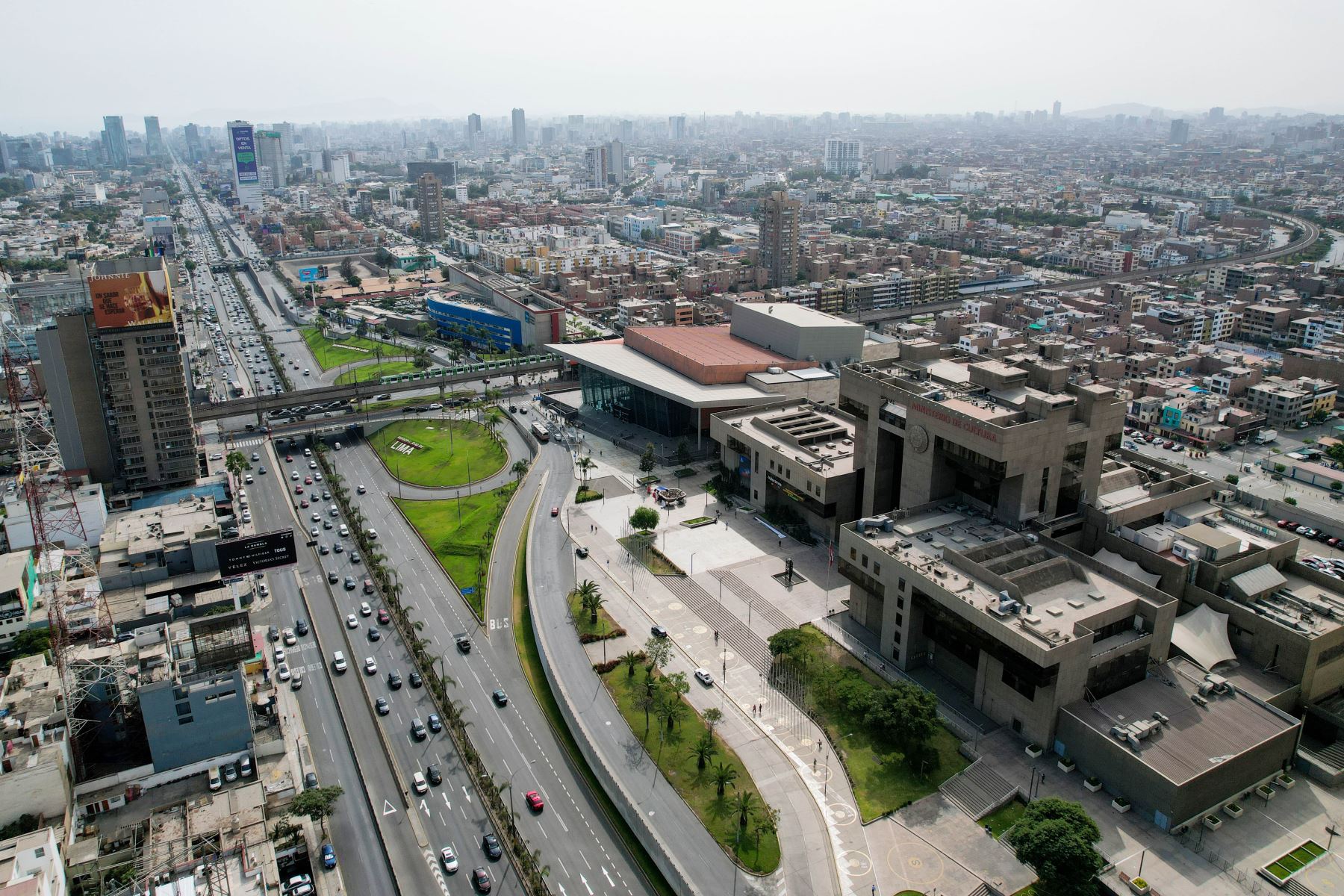 BCP eleva proyección de crecimiento de economía peruana para el 2025