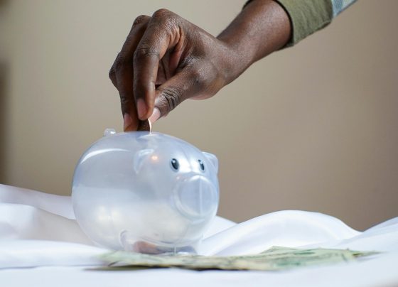 Cinco aplicativos móviles para fomentar la educación financiera en casa