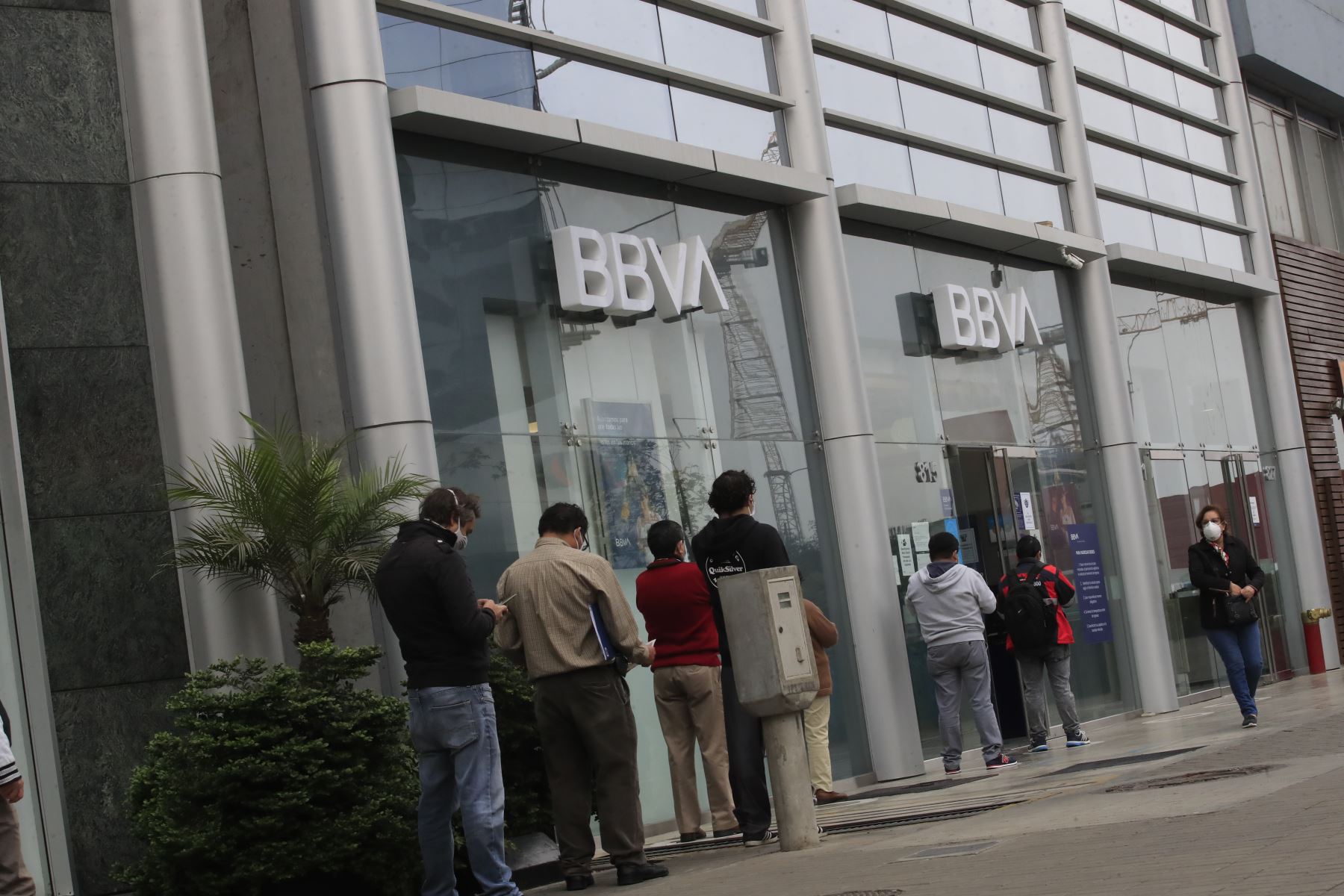 Indecopi sancionó al BBVA por exceso de llamadas de cobranza a usuario