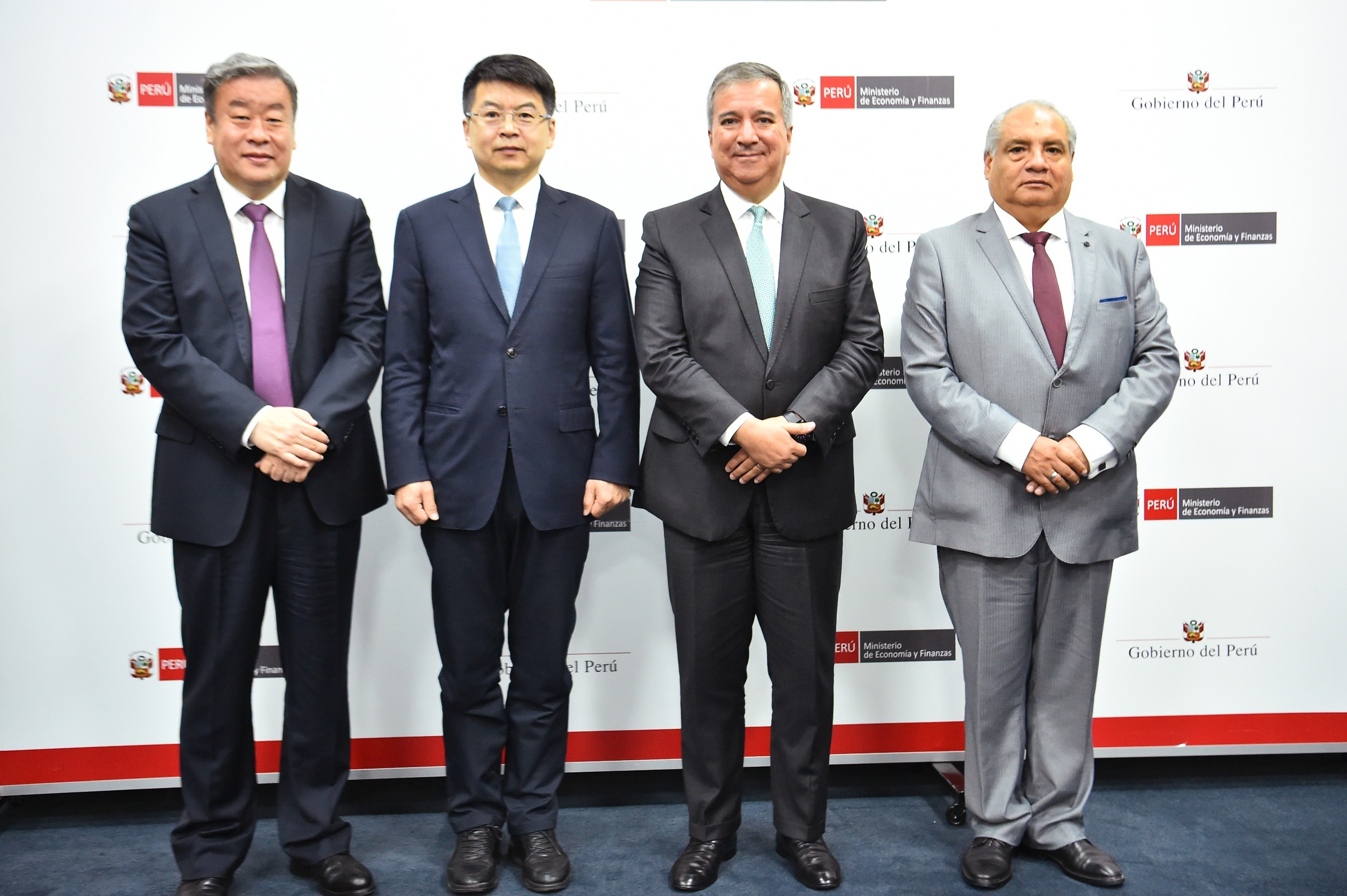 Perú planteará cita con gobiernos de China y Brasil para impulsar el Tren Bioceánico