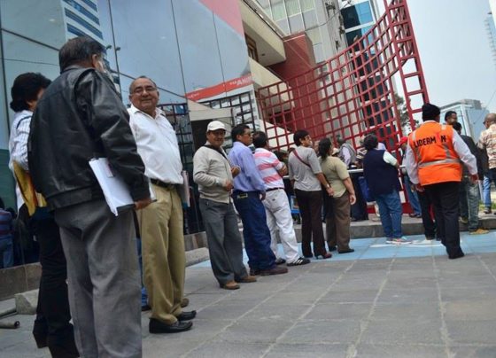 Advierten riesgos del retiro de la AFP