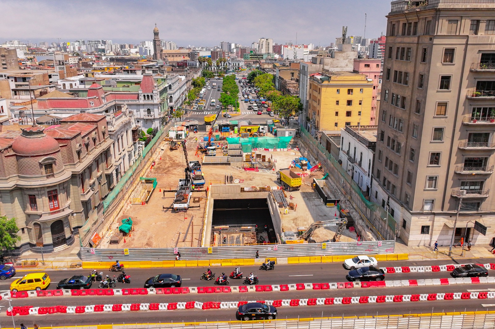 Cerca de 20 estaciones de la Línea 2 del Metro se encuentran en la etapa final