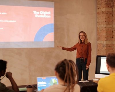Pasos para convertir tu negocio en una empresa aumentada con IA