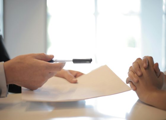 Conoce los seguros que debe otorgar una empresa cuando estás en planilla