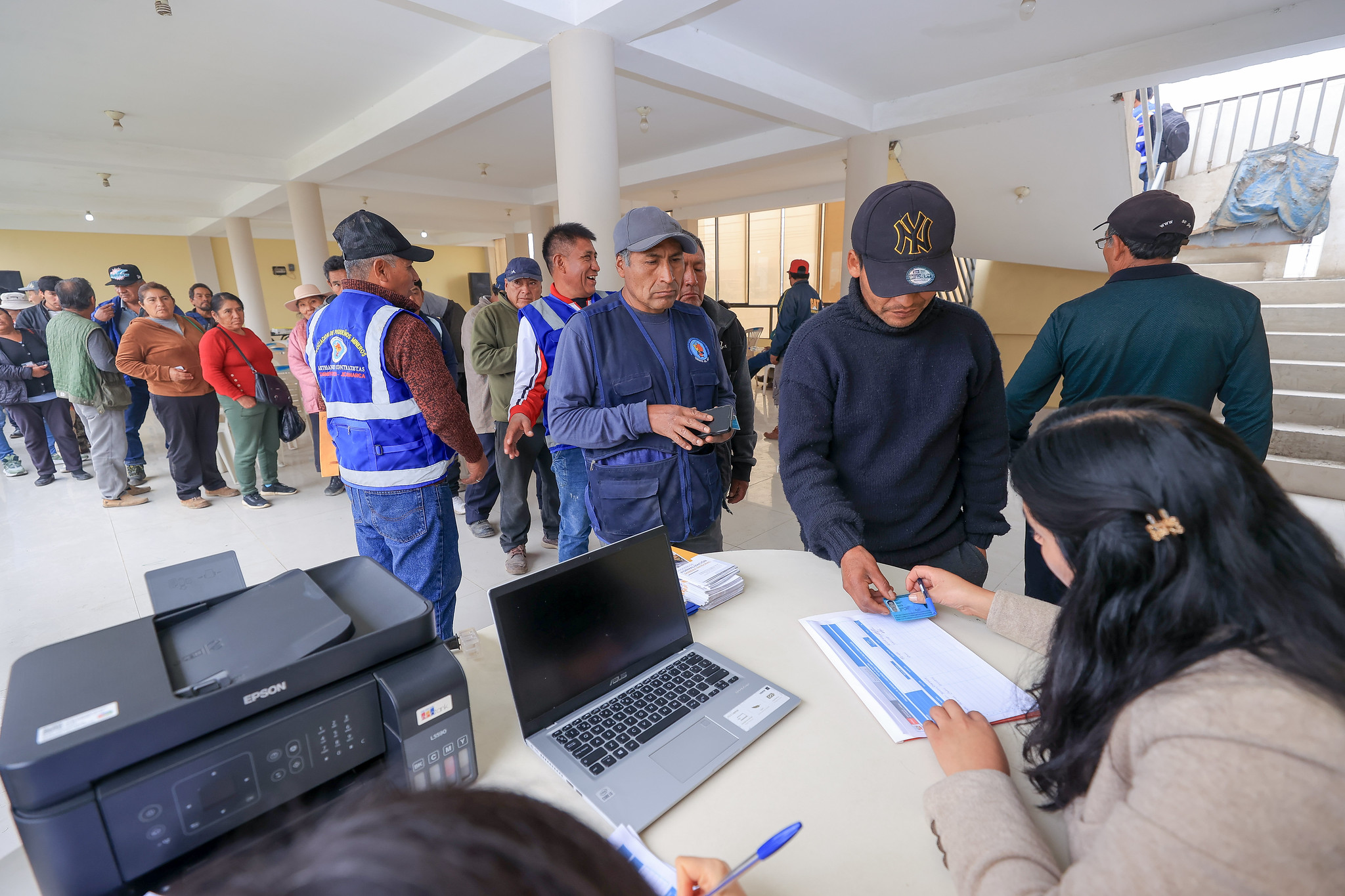Pequeños mineros y mineros artesanales manifestaron su voluntad de trabajar con el MINEM