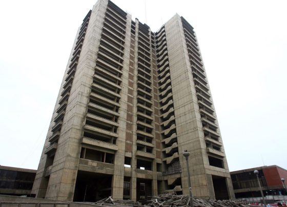 Torre Trecca, edificio de 23 pisos que estuvo abandonado por 50 años, se pondrá en funcionamiento