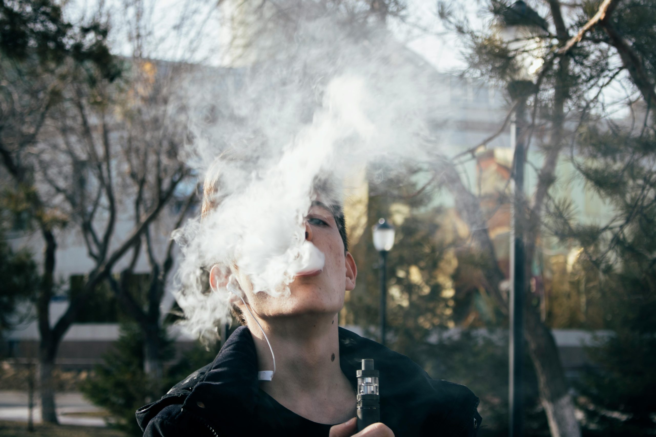 Vapes deberán incluir advertencias e información en español en protección de los consumidores