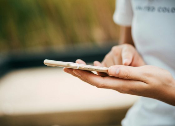 Sancionan a Entel por no entregar información sobre llamadas spam