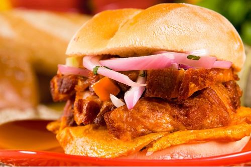 Conoce 10 chicharronerías de Lima que tienen su marca registrada