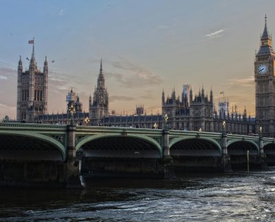 Más de 80 empresarios y autoridades llegan a Londres para promover inversiones