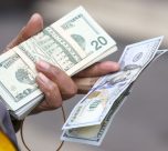 El dólar sigue a la baja: esta semana registró su menor cotización frente al sol en los últimos 5 años