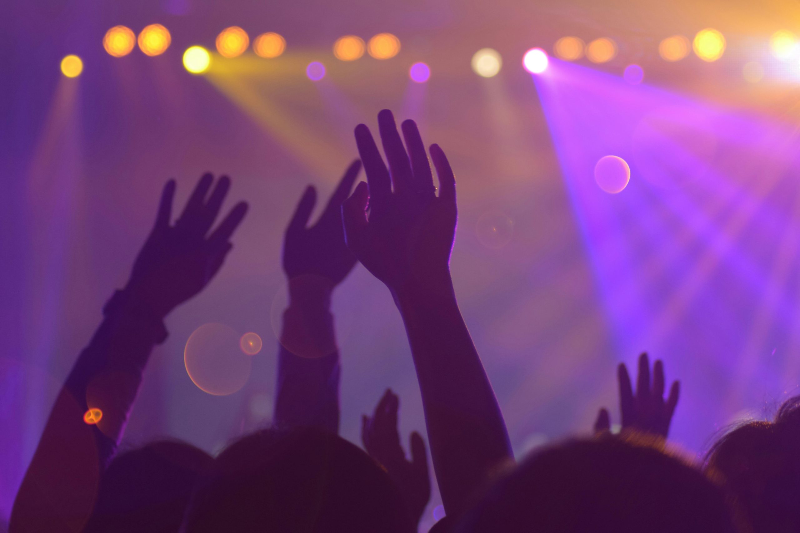 Indecopi ordena a empresa productora devolución de entradas por conciertos cancelados de Foreigner y Luis Fonsi