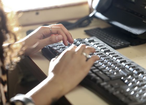¿Trabajas en el feriado del 8 de octubre? Conoce si te toca un pago adicional