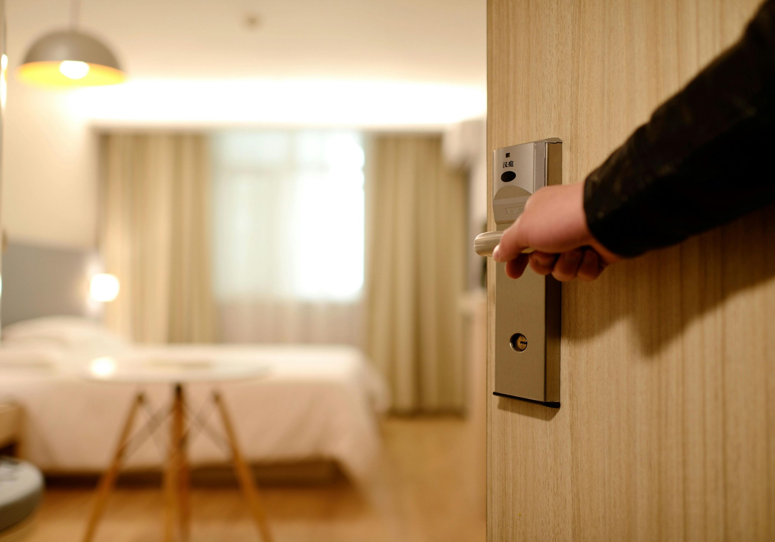 Indecopi dispone sancionar a exclusiva cadena de hoteles tras accidente de un menor