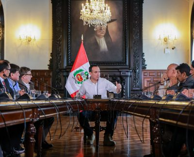 Sol sufrió una ligera baja al cierre de una semana convulsionada