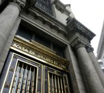 El impacto en el precio del dólar y la Bolsa de Valores de Lima ante la crisis política