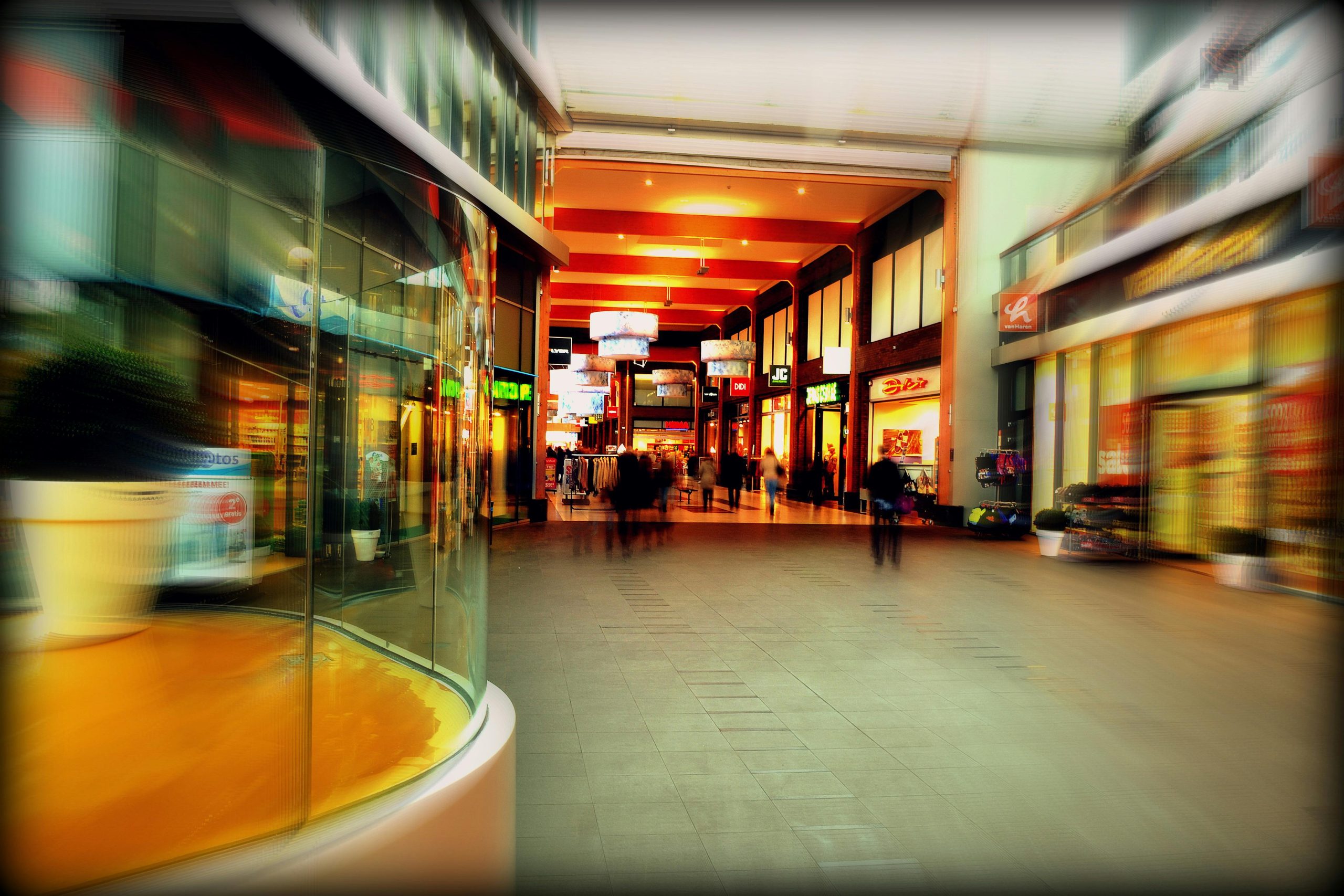 Ventas retail se muestran dinámicas y crecen 4.5% a julio de este año en el Perú