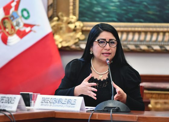 Ministra de Economía: "La inversión pública alcanza su mayor nivel en una década"