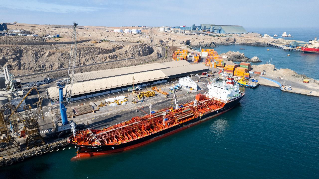 Gobierno garantiza inversión privada de US$ 700 millones para modernizar el Puerto de Matarani y potenciar el sur del país
