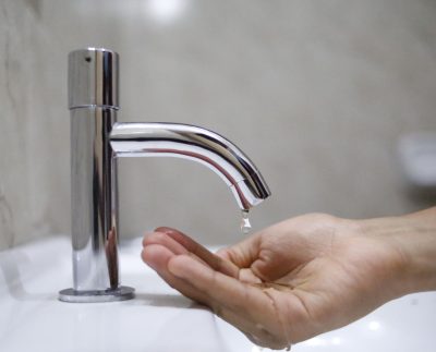 Congreso aprueba norma que dispone la compensación a usuarios por interrupción del servicio a agua