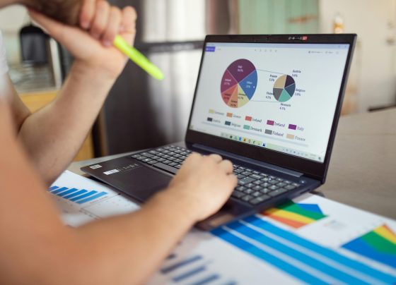 Cinco consejos para no caer en estafas de inversión