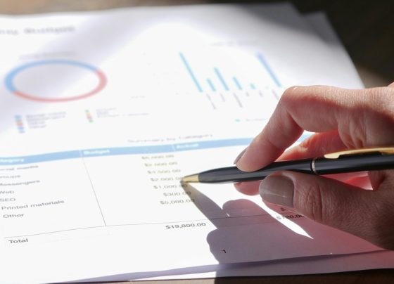 10 consejos para gastar menos en casa este 2026