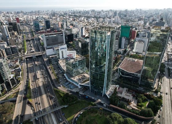 Perú lidera crecimiento y estabilidad macroeconómica en América Latina entre 2021 y 2025