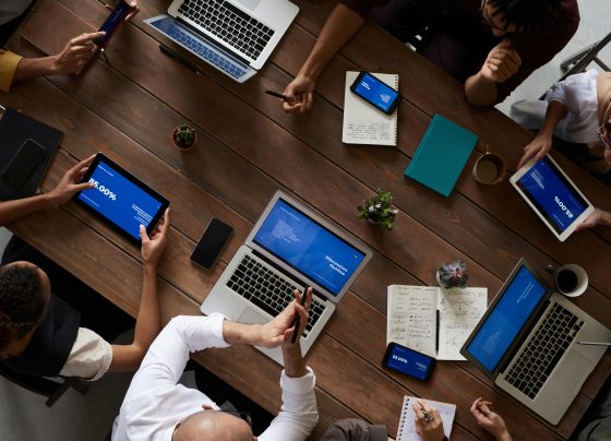 Acceso al financiamiento y formación empresarial, claves para los emprendimientos en Lima