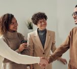 Jóvenes tienen más oportunidades para acceder a un crédito