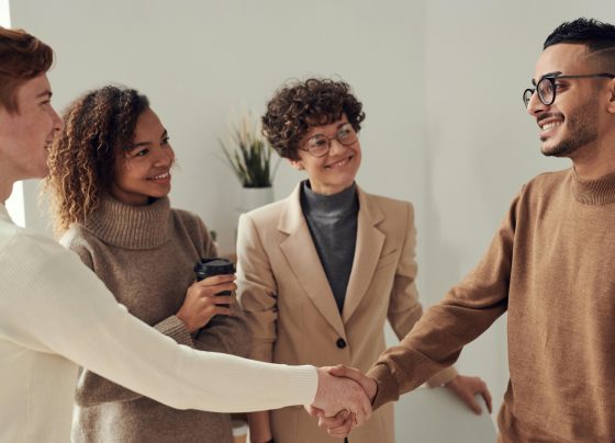 Jóvenes tienen más oportunidades para acceder a un crédito