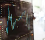 Tres casas de bolsa lideraron operaciones en el mercado peruano en 2025