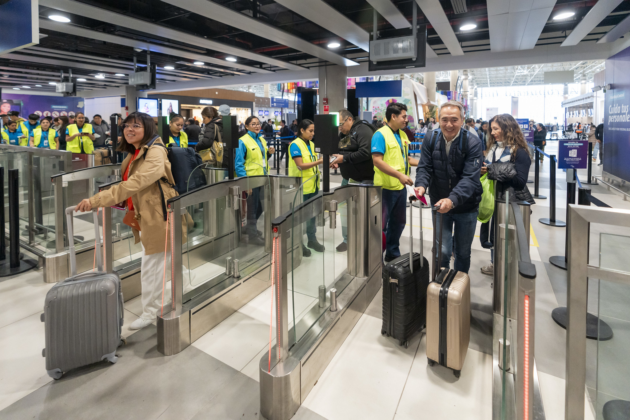 Flujo migratorio aumentó en más del 5 % en el Aeropuerto Jorge Chávez en el 2025
