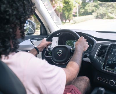 Vehículos eléctricos: el 2025 se vendieron más de 10 mil vehículos eléctricos en Perú, más del 54 % que el 2024